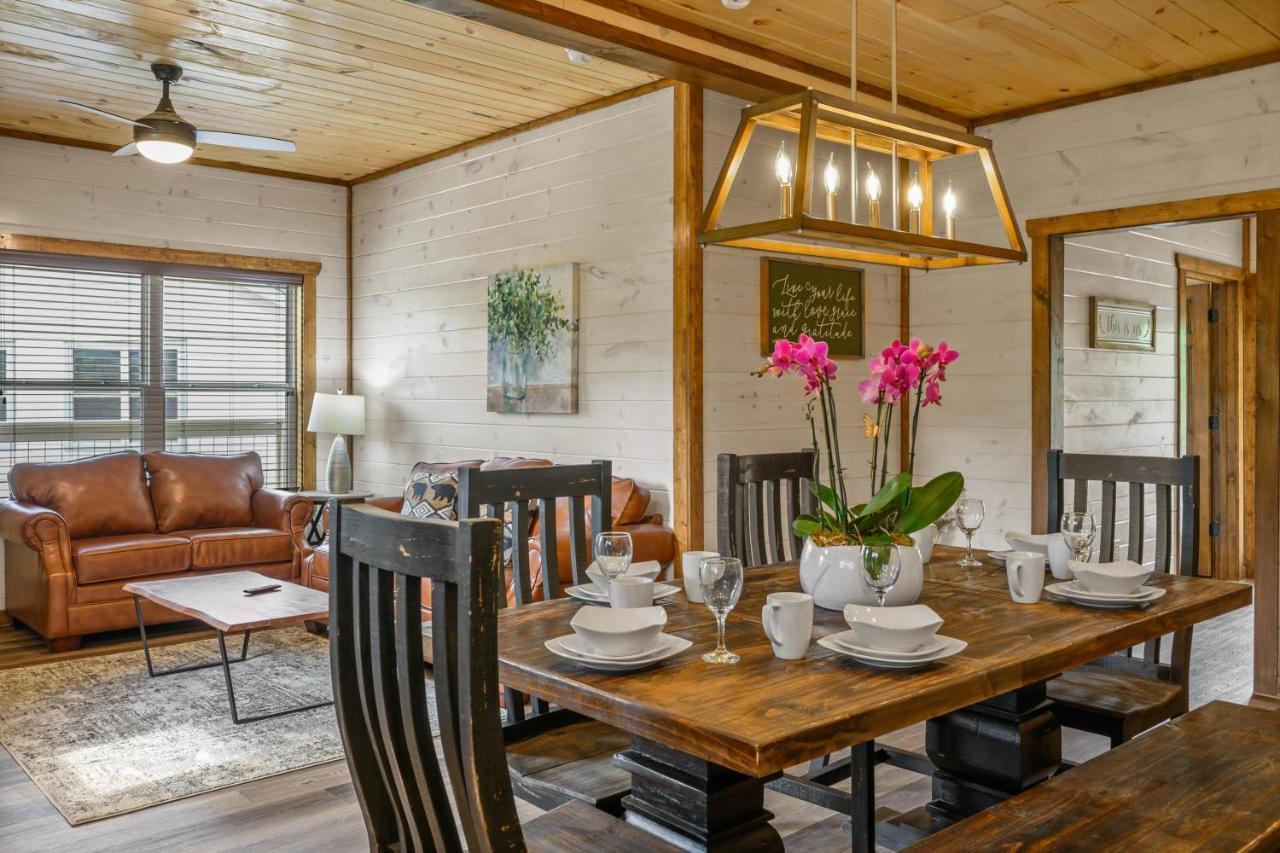 Osprey Nest Cottage Modern New Cabin Pigeon Forge Buitenkant foto