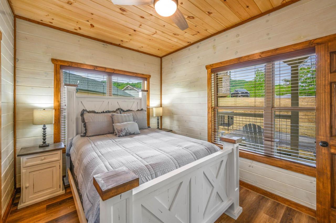 Osprey Nest Cottage Modern New Cabin Pigeon Forge Buitenkant foto