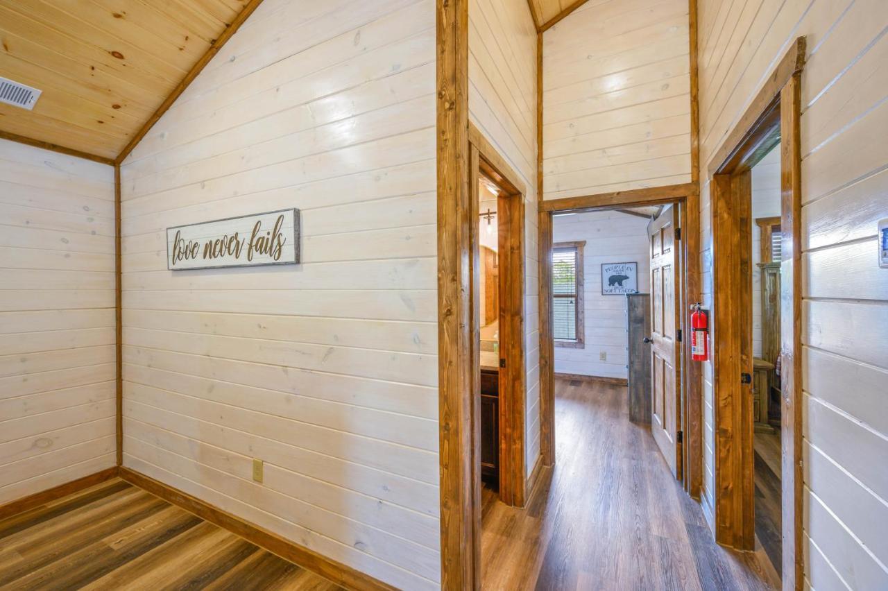 Osprey Nest Cottage Modern New Cabin Pigeon Forge Buitenkant foto