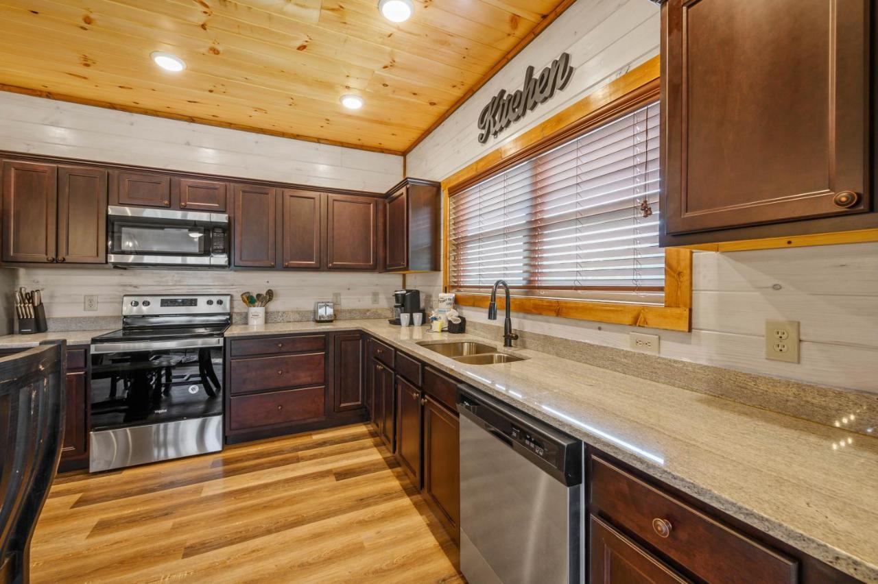 Osprey Nest Cottage Modern New Cabin Pigeon Forge Buitenkant foto
